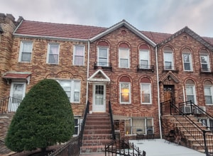 2037 Coyle St in Brooklyn, NY - Foto de edificio - Building Photo