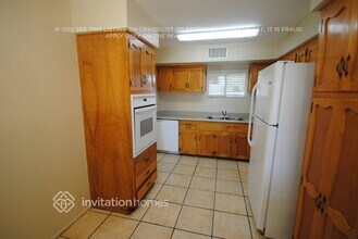 6012 W Medlock Dr in Glendale, AZ - Building Photo - Building Photo