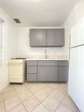 3659 Overland Ave in Los Angeles, CA - Building Photo - Interior Photo