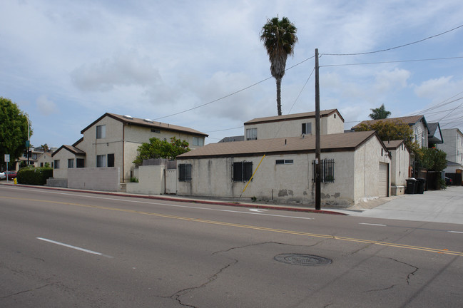 1605-1607 Diamond St in San Diego, CA - Building Photo - Building Photo