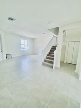 3476 W 114th Terrace in Hialeah, FL - Building Photo - Building Photo