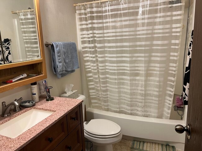 906 Coulee Trl, Unit 204 in Hudson, WI - Building Photo - Building Photo