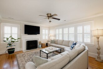 308 Wayne Dr in Wilmington, NC - Building Photo - Building Photo