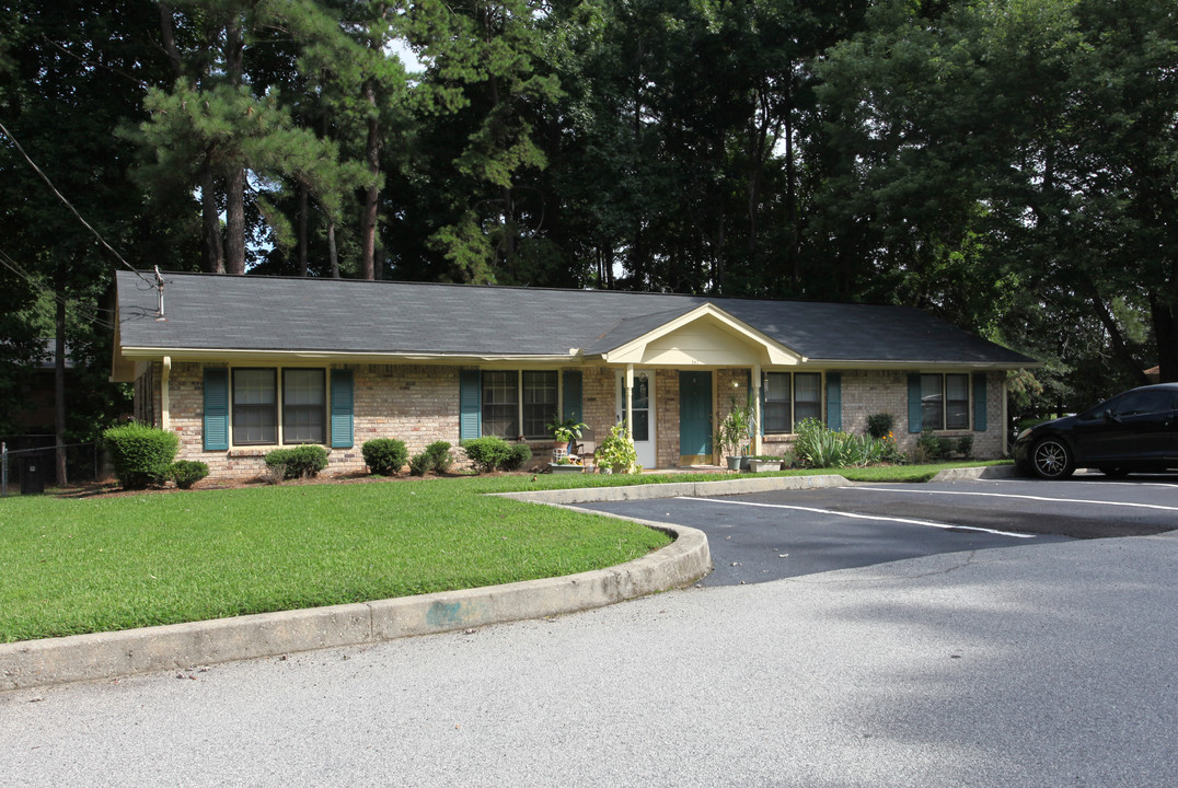 Bluestone Manor in Lawrenceville, GA - Building Photo