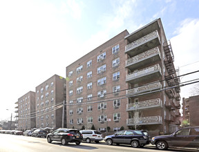 3420 Parsons Blvd in Flushing, NY - Building Photo - Building Photo