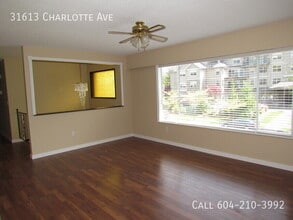 31613 Charlotte Ave in Abbotsford, BC - Building Photo - Building Photo