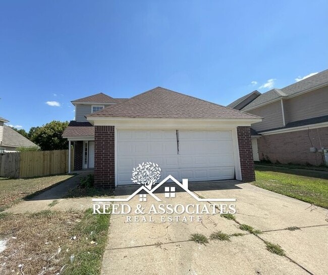 property at 4686 Royal View Dr