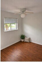 706 Denson Dr in Austin, TX - Building Photo - Building Photo