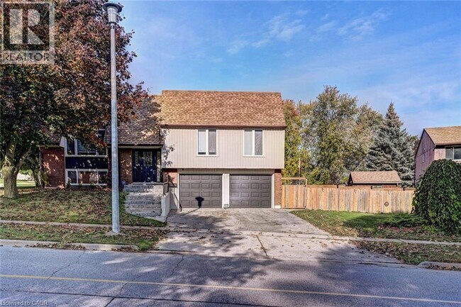 288 Salisbury Ave in Cambridge, ON - Building Photo - Building Photo