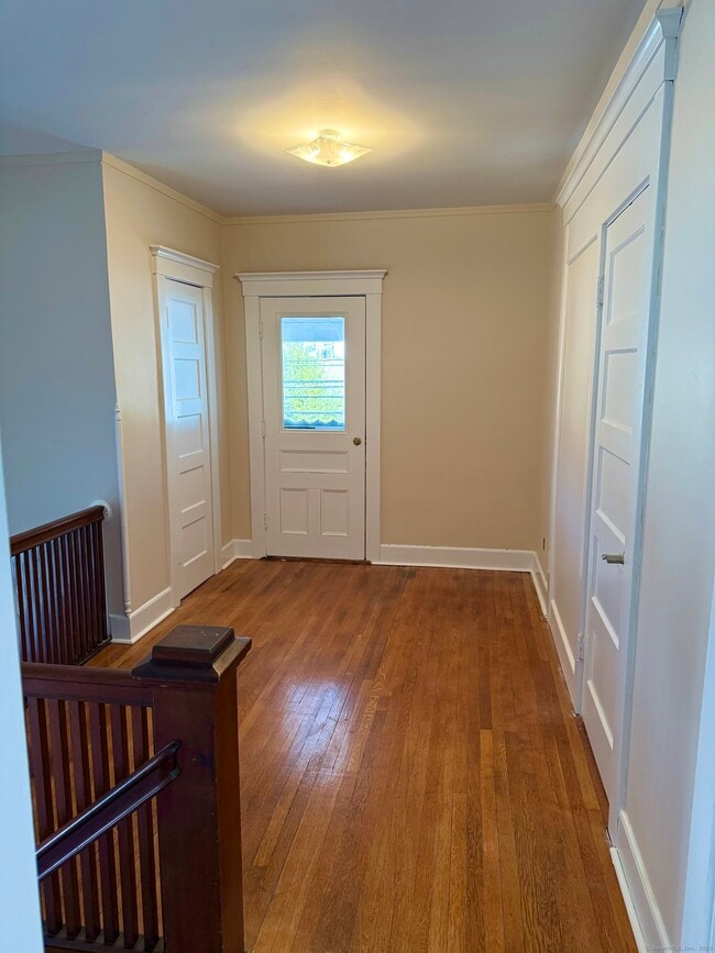 136 Hawthorne Ave in Derby, CT - Building Photo - Building Photo