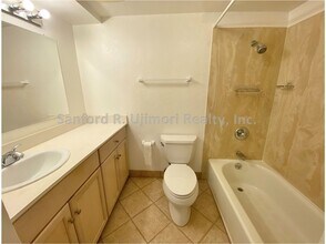 725 Piikoi St in Honolulu, HI - Building Photo - Building Photo