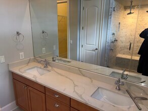 34 Cobblestone Ct in Hilton Head Island, SC - Building Photo - Building Photo