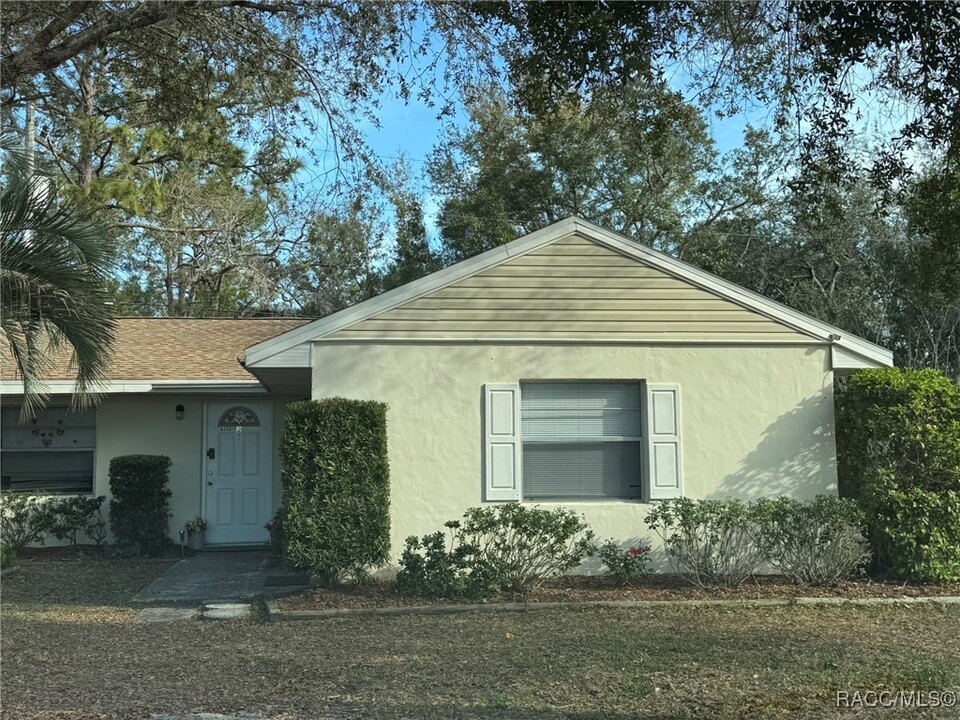 6358 S Suncoast Blvd in Homosassa, FL - Building Photo