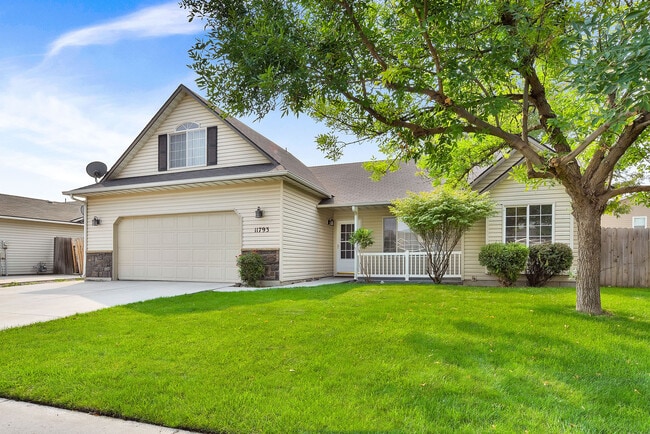 property at 11793 Shelburne St