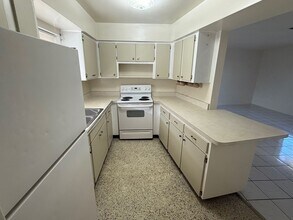 6307 Skyline Ct in Spring Hill, FL - Building Photo - Building Photo
