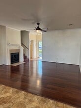 8131 Montague Manor Ln in Houston, TX - Building Photo - Building Photo