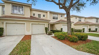 9808 Porta Leona Ln in Boynton Beach, FL - Building Photo