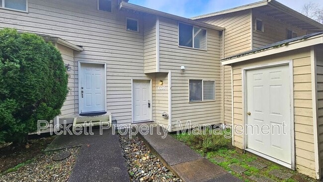 property at 1334 NE Jasmine Ln