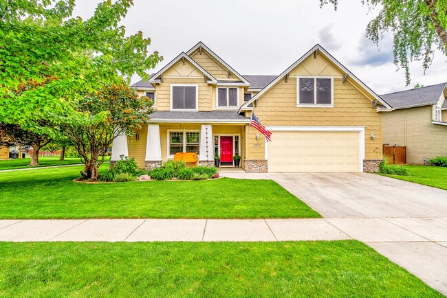 property at 1002 Legacy Vw Dr E