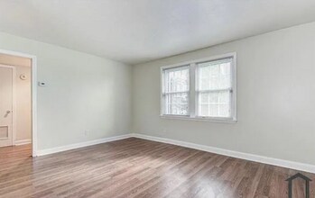 2143 Suitland Terrace SE in Washington, DC - Building Photo - Building Photo