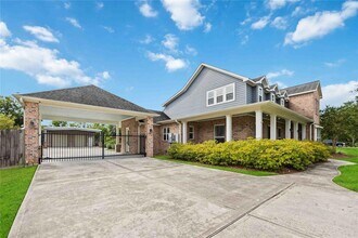 706 Beaumont St in League City, TX - Building Photo - Building Photo