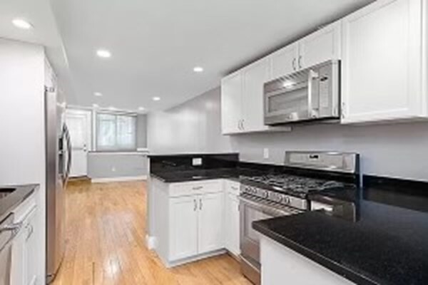 29 Grove St, Unit 1 in Boston, MA - Building Photo