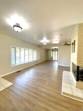 723 Brookside Dr in Vacaville, CA - Building Photo - Building Photo