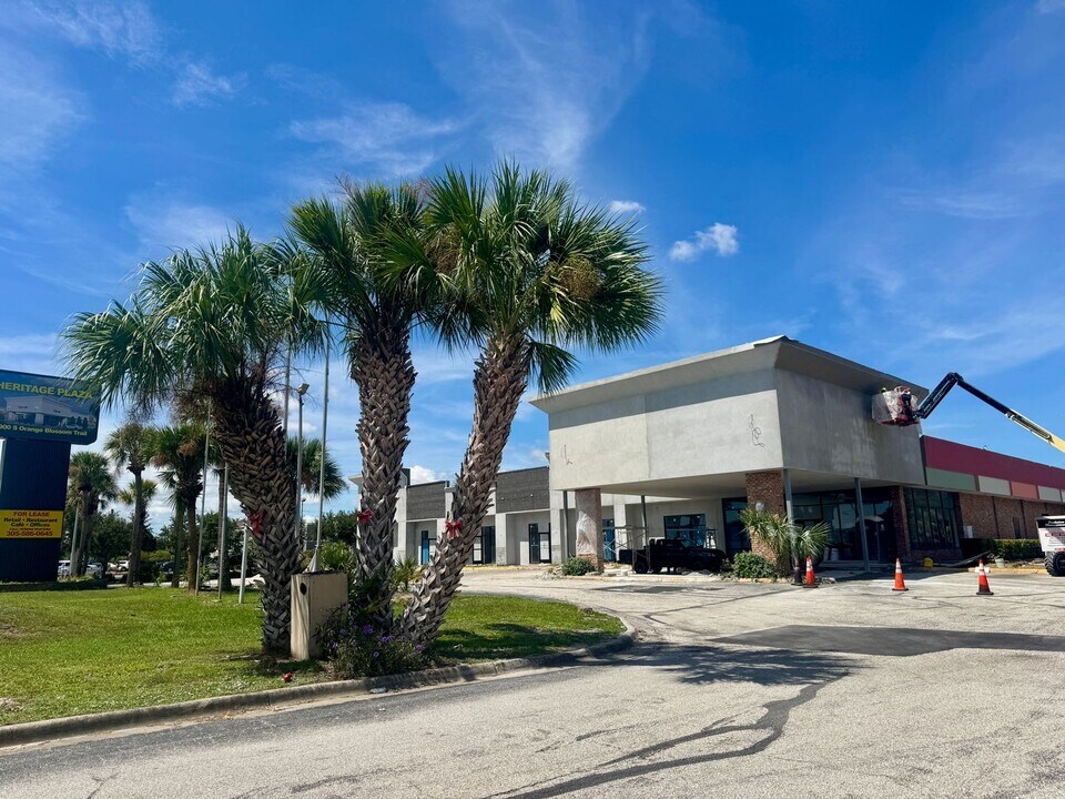 7900 S Orange Blossom Trail in Orlando, FL - Building Photo