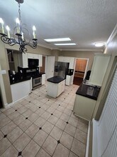 9519 Willow Lodge Ct in Houston, TX - Building Photo - Building Photo