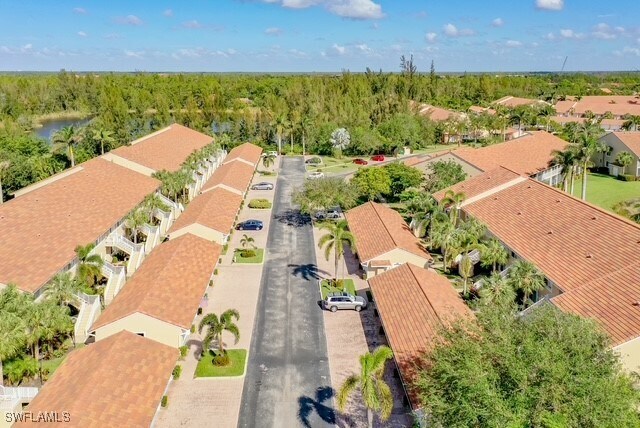property at 2365 Hidden Lake Ct
