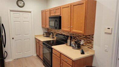 3716 82nd Ave Cir E in Sarasota, FL - Building Photo - Building Photo