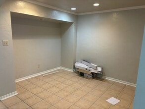 1107 3rd St in Granbury, TX - Building Photo - Building Photo