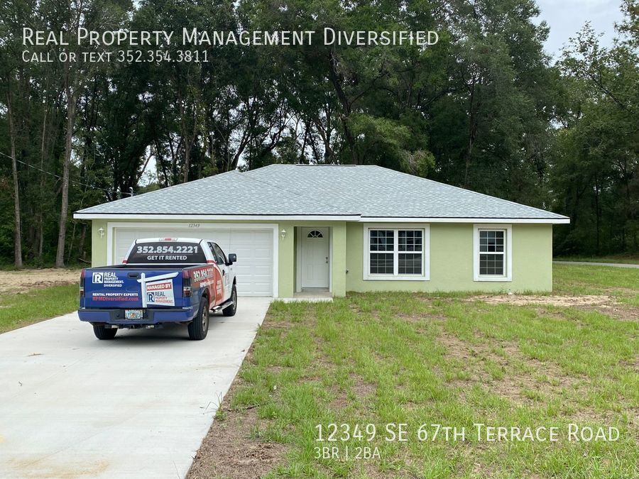 12349 SE 67th Terrace Rd in Belleview, FL - Building Photo