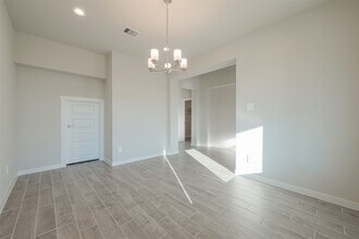 3330 Polk Crk Dr in Katy, TX - Building Photo - Building Photo