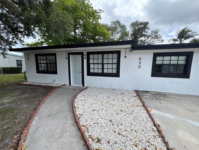 property at 830 SW 6th St