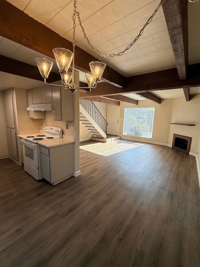 property at 1411 27th St