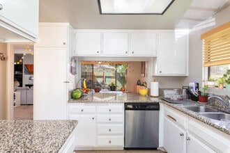 6571 Carioca Ln in Riverside, CA - Building Photo - Building Photo