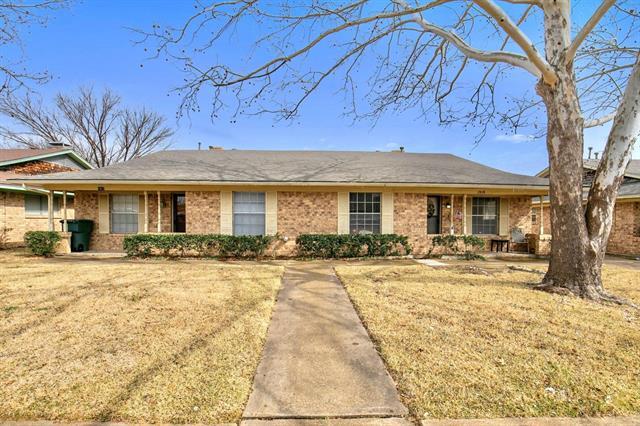 1919 Yarborough Dr in Sherman, TX - Building Photo
