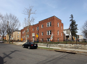 1820 Fort Davis St SE Apartments