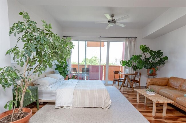 property at 1200 E 11th St