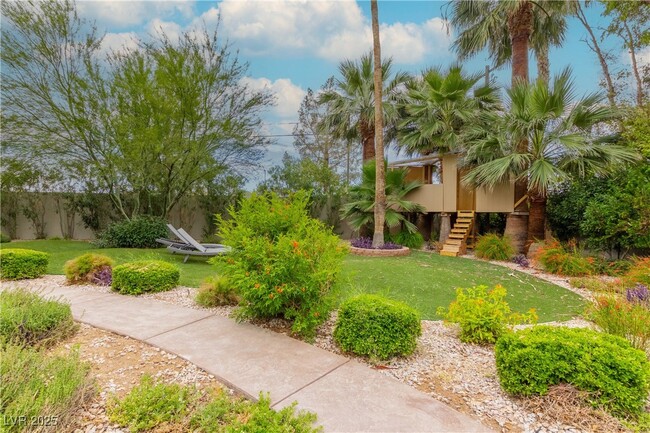 7270 Loma Alta Cir