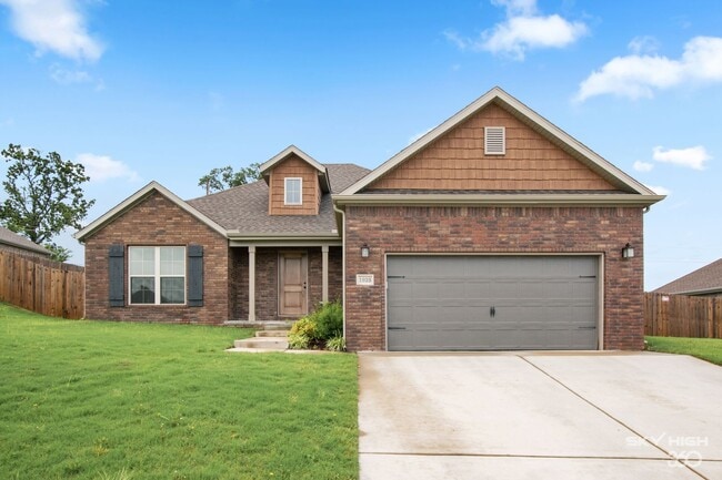 property at 1925 Price Ave