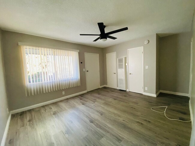 Lockwood Elixir in Los Angeles, CA - Building Photo - Building Photo