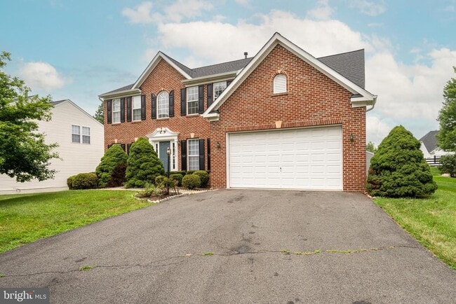 42038 Cherish Ct in Aldie, VA - Building Photo - Building Photo