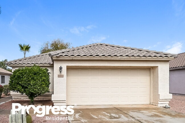 property at 13766 W Elm St