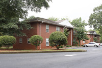 Spring Pointe Apartments in Decatur, GA - Building Photo - Building Photo