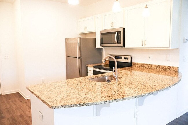 Coronet Way Lofts in Charlotte, NC - Foto de edificio - Building Photo