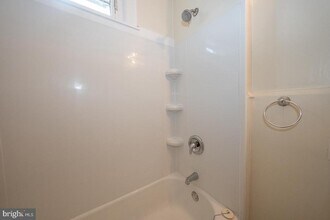 324 4th Ave in Phoenixville, PA - Building Photo - Building Photo
