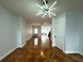 439 N Daggett St in Philadelphia, PA - Building Photo - Building Photo
