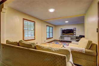 3341 Rae Pl SW in Lawrenceville, GA - Foto de edificio - Building Photo